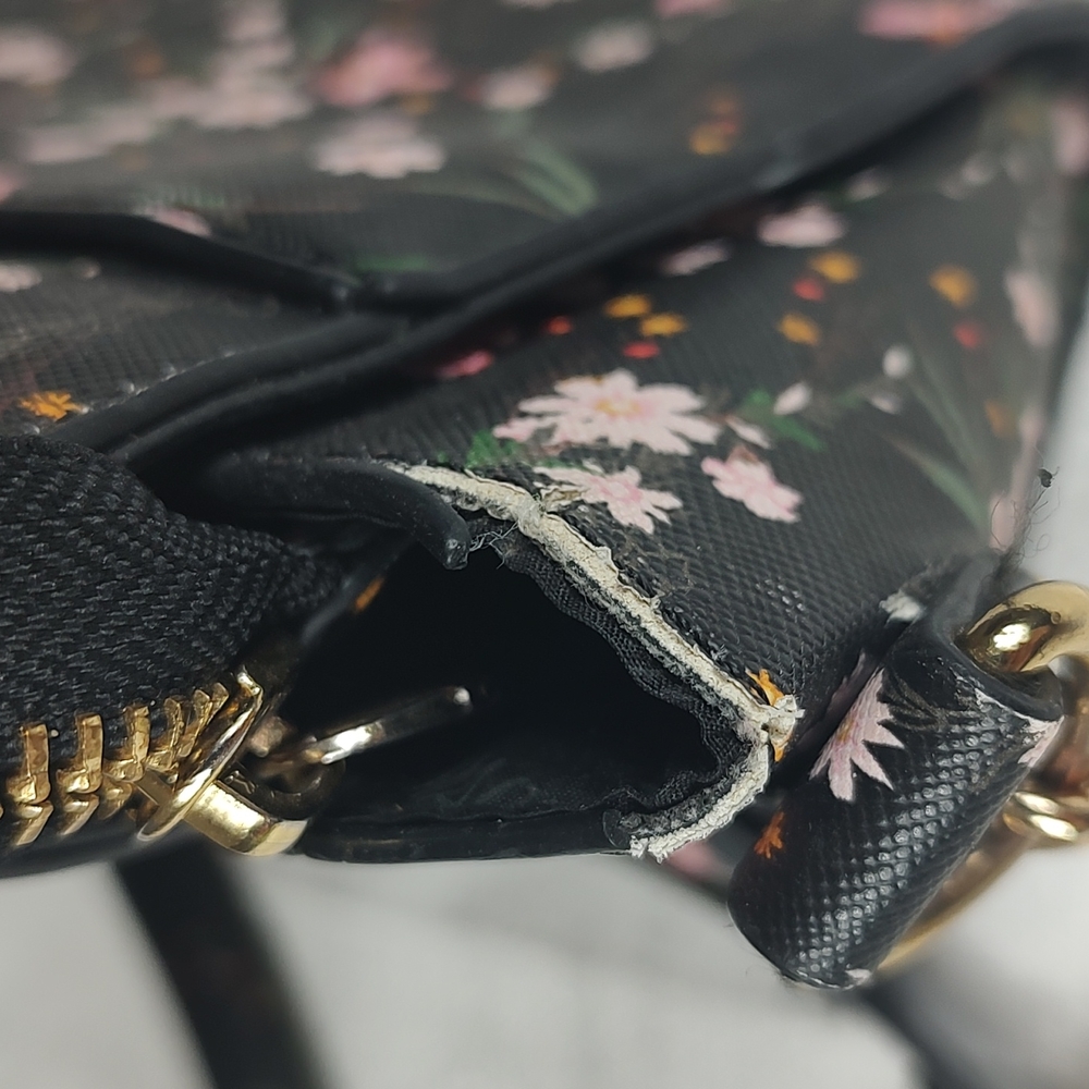 Steve Madden Black and Pink Floral Crossbody Purse with Gold Accents - Picture 5 of 10